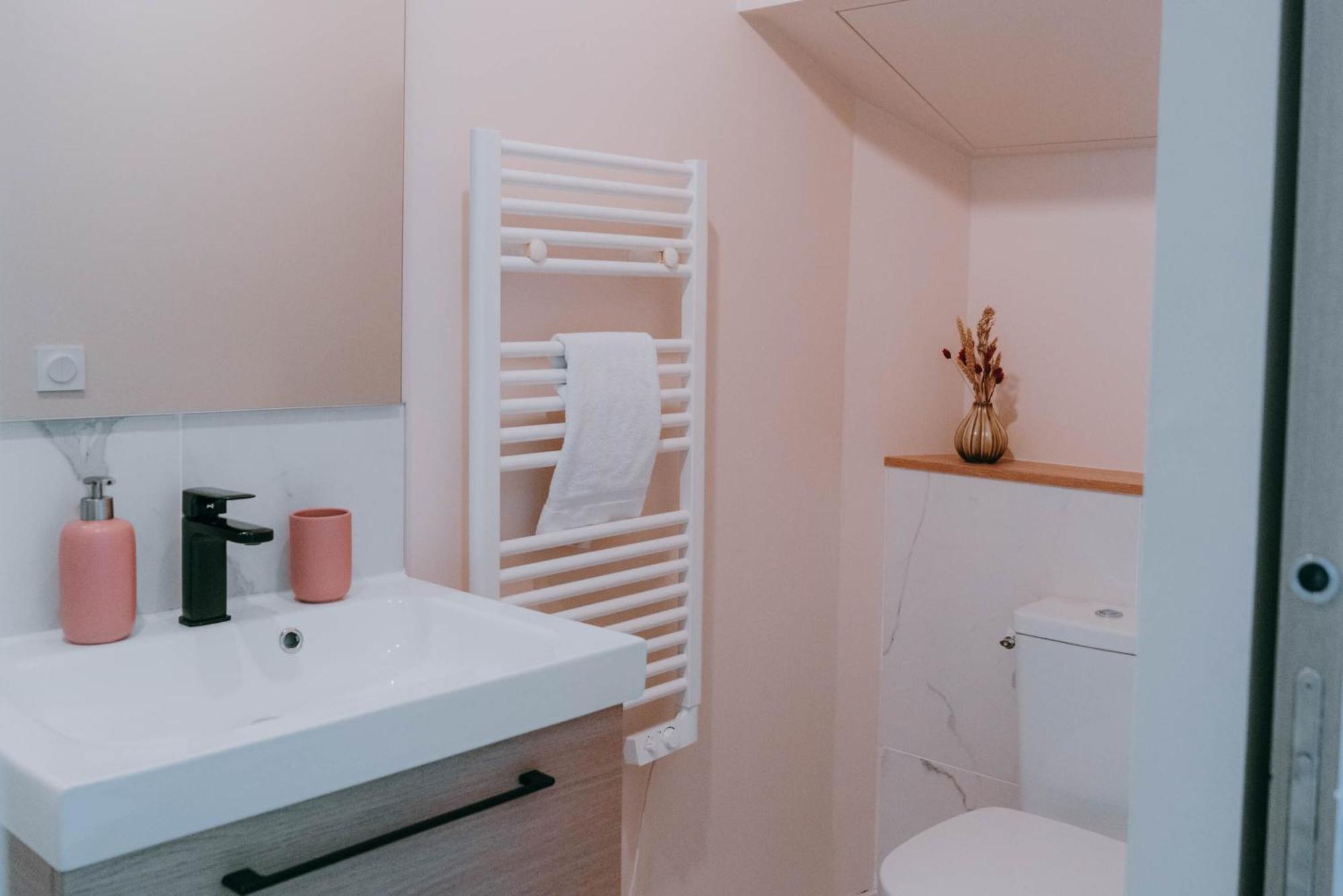 Apparts' Rennes Bnb Solferino -Centre Gare Ruang foto