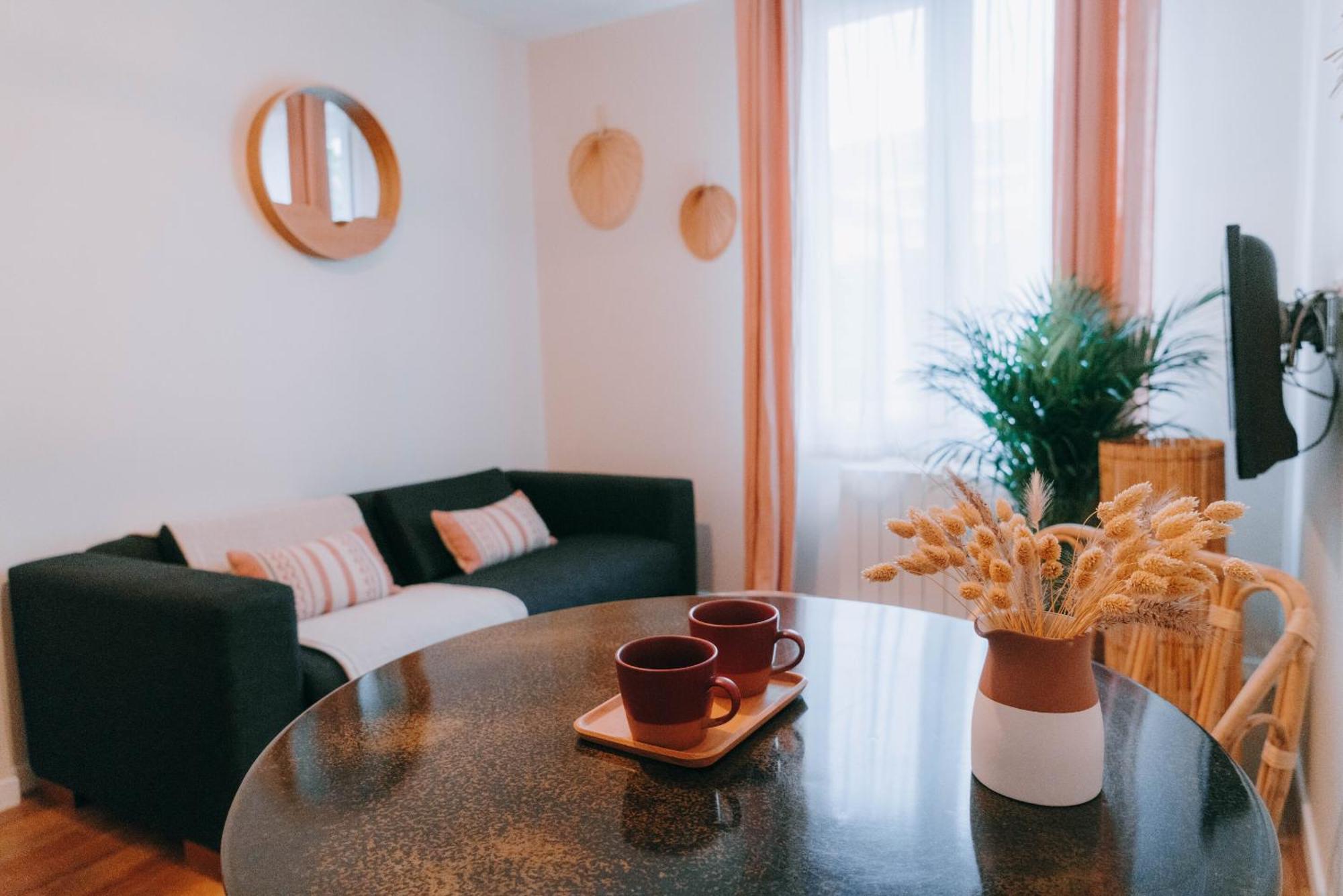 Apparts' Rennes Bnb Solferino -Centre Gare Bagian luar foto